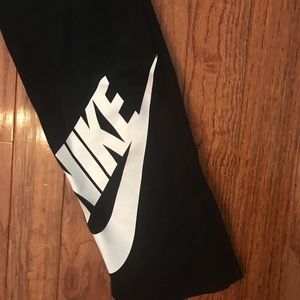 Nike Capri Leggings